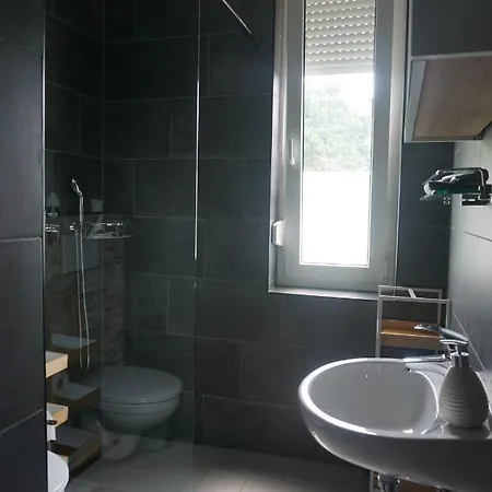 Hortensia Nyaraló *